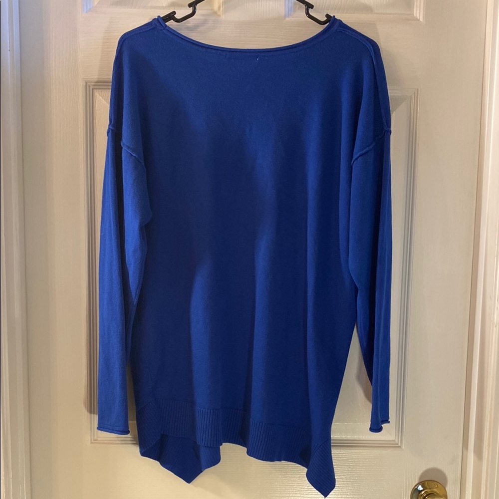 89th & Madison Blue Sweater - Picture 9 of 11